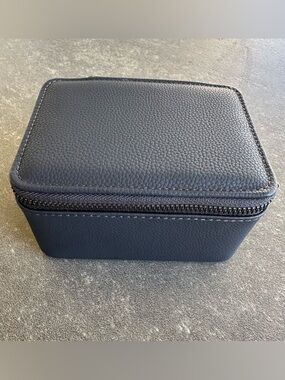 Stackers Zippered Watch & Jewelry Travel Case Navy Blue Vegan Leather Organizer